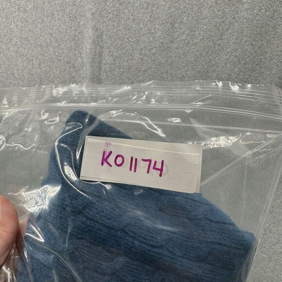 J Crew Sweater Womens PS Petite Small Wool Blend Blue Cable Knit V-Neck Long Slv - Picture 12 of 12